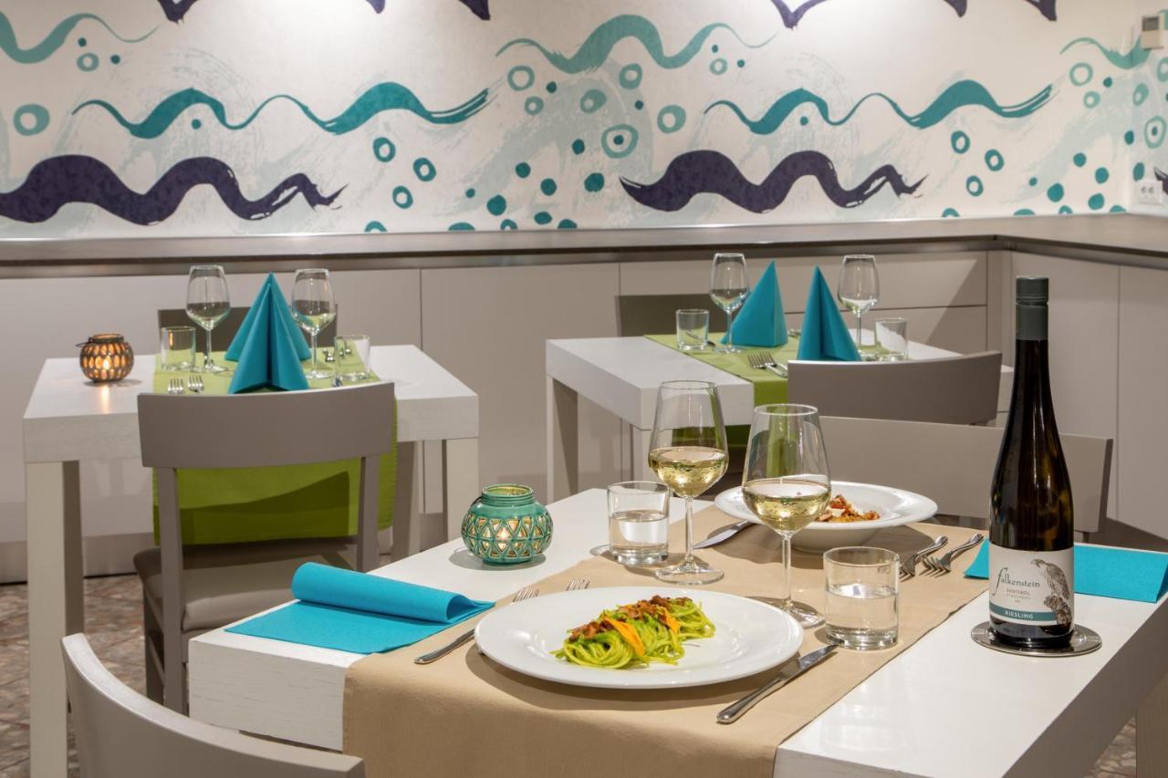 Hotel Casa Yvorio Terracina Eksteriør bilde